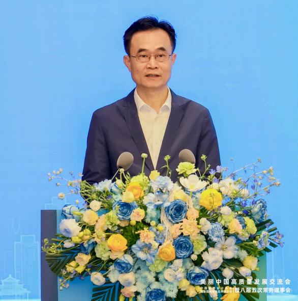 刘耿辉.jpg
