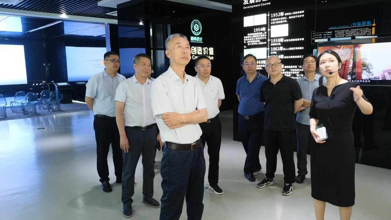 圣淘沙app官网副理事长王子牛走访调研湖南勘察设计企业